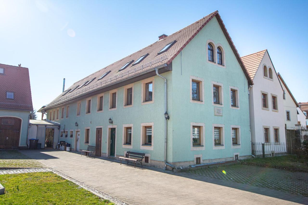Ferienhaus -Am Alten Dorfplatz- Дрезден Экстерьер фото