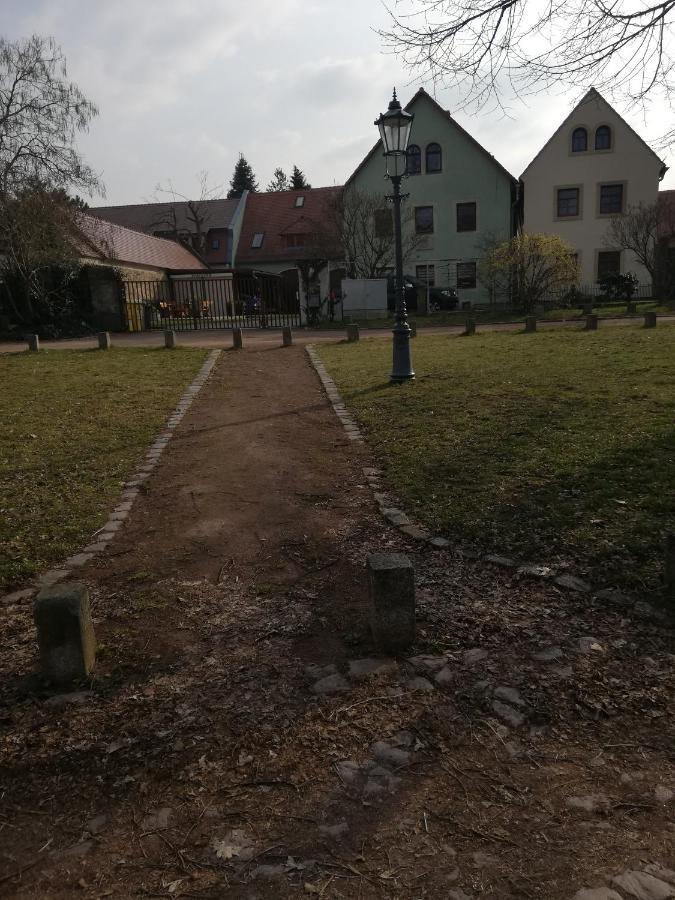 Ferienhaus -Am Alten Dorfplatz- Дрезден Экстерьер фото