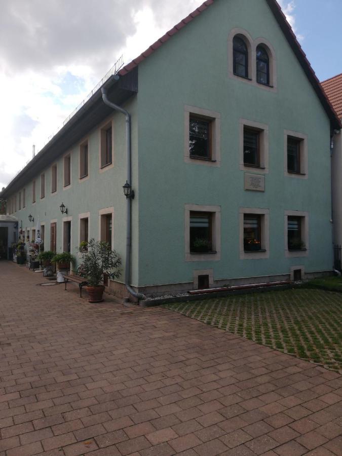 Ferienhaus -Am Alten Dorfplatz- Дрезден Экстерьер фото